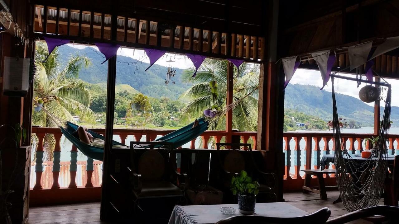 Sibayak Guesthouse Tuktuk Eksteriør billede