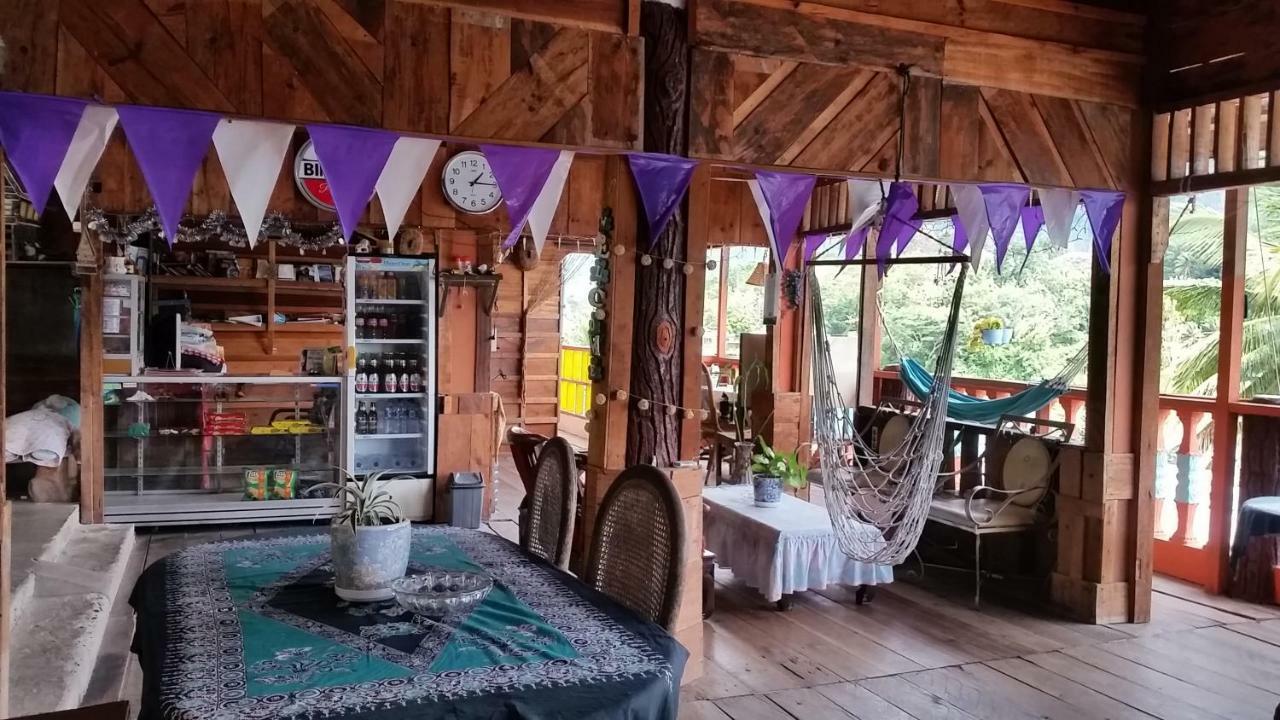 Sibayak Guesthouse Tuktuk Eksteriør billede